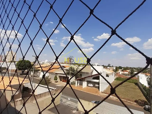 Apartamento 3 quartos e 1 banheiro, à venda ou para alugar, no bairro Chácara Aviação em Votuporanga