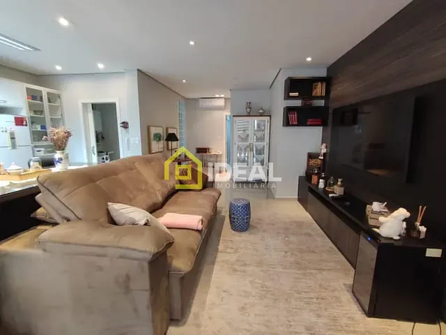 Apartamento 2 quartos e 2 banheiros, à venda, no bairro Centro em Concórdia