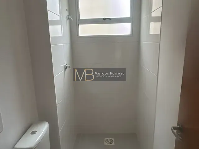 Apartamento 2 quartos e 1 banheiro, à venda, no bairro Jardim Lago Norte em Londrina