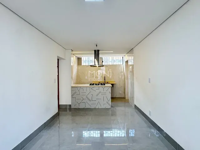 Apartamento 2 quartos e 1 banheiro, à venda, no bairro Asa Sul em Brasília