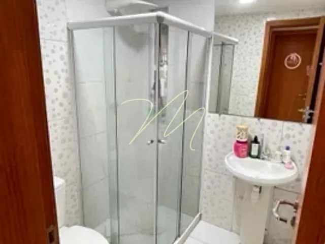 Apartamento 2 quartos e 2 banheiros, à venda, no bairro Nossa Senhora da Vitória em Ilhéus