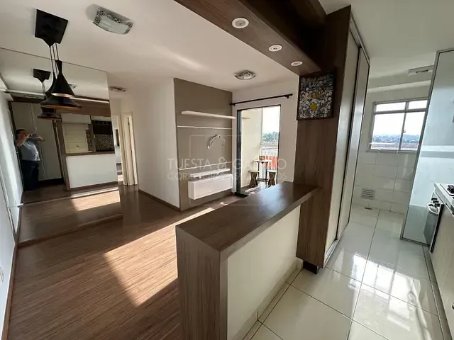 Apartamento com 57m² 2 quartos e 2 banheiros, à venda, no bairro Guaíra em Curitiba