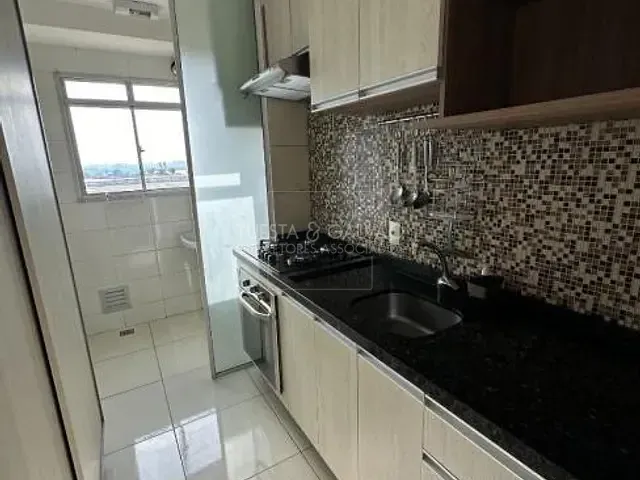 Apartamento com 57m² 2 quartos e 2 banheiros, à venda, no bairro Guaíra em Curitiba