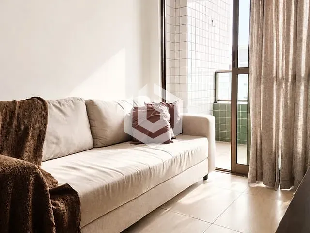 Apartamento 2 quartos e 2 banheiros, para alugar, no bairro Boa Viagem em Recife
