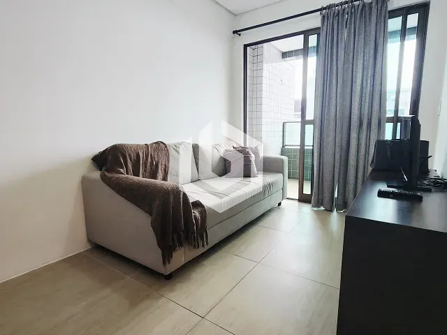 Apartamento 2 quartos e 2 banheiros, para alugar, no bairro Boa Viagem em Recife
