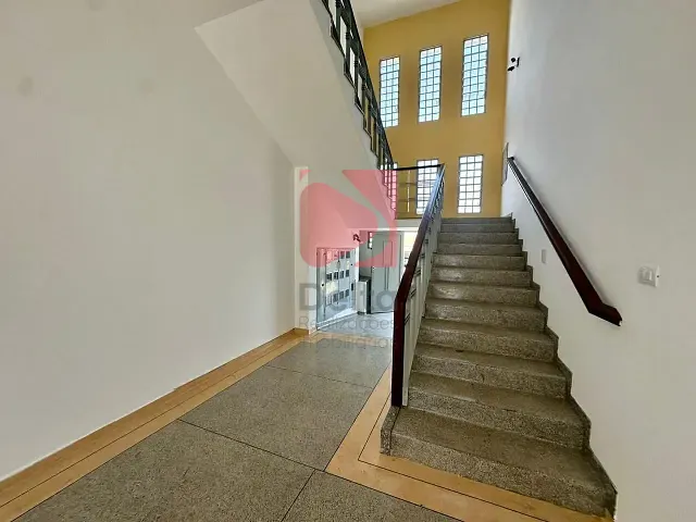 Apartamento para alugar, no bairro Centro em Pirassununga