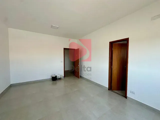 Apartamento para alugar, no bairro Centro em Pirassununga