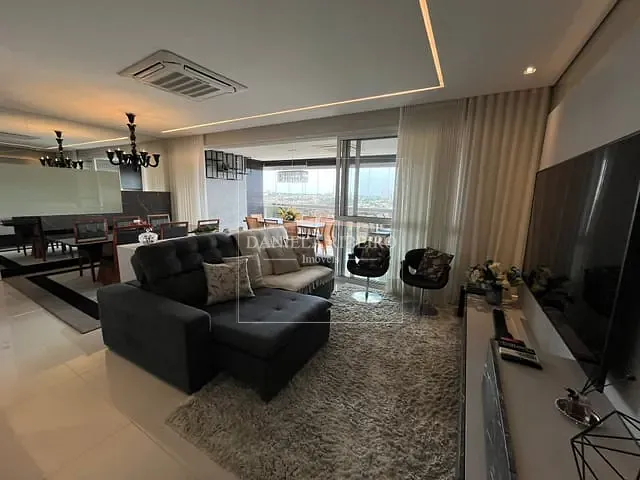 Apartamento com 214m² 3 quartos e 5 banheiros, à venda, no bairro Gleba Fazenda Palhano em Londrina