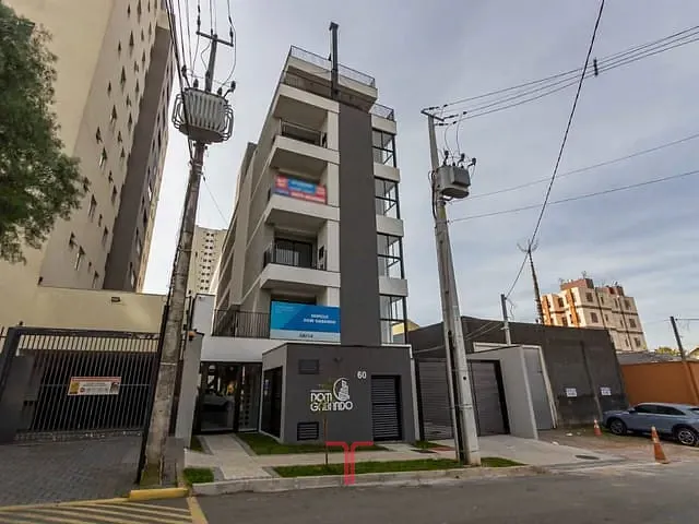Apartamento com 141m² 2 quartos e 2 banheiros, à venda, no bairro Capão Raso em Curitiba
