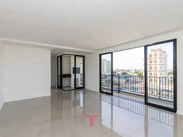 Apartamento com 141m² 2 quartos e 2 banheiros, à venda, no bairro Capão Raso em Curitiba