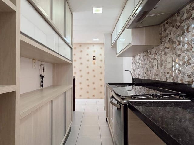 Apartamento 3 quartos e 2 banheiros, à venda, no bairro Praia da Baleia em Serra