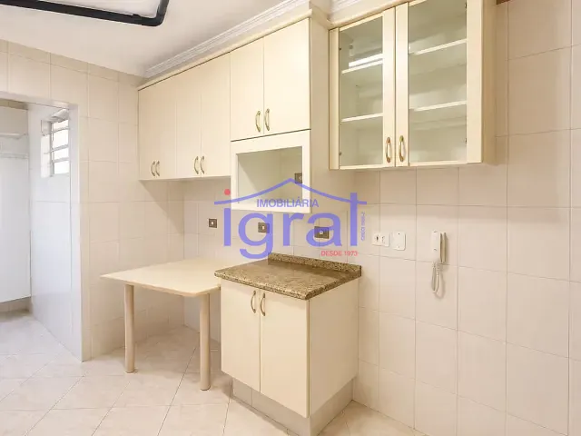 Apartamento 3 quartos e 2 banheiros, para alugar, no bairro Jardim Oriental em São Paulo