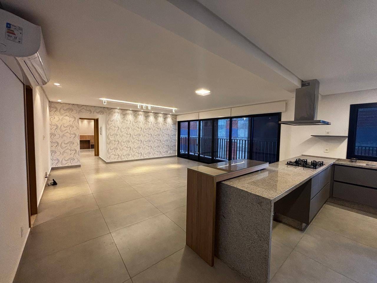 Apartamento, 3 quartos, 137 m² - Foto 1