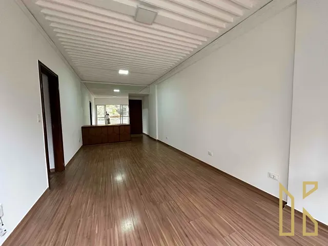 Apartamento 3 quartos e 3 banheiros, à venda, no bairro Centro em Londrina