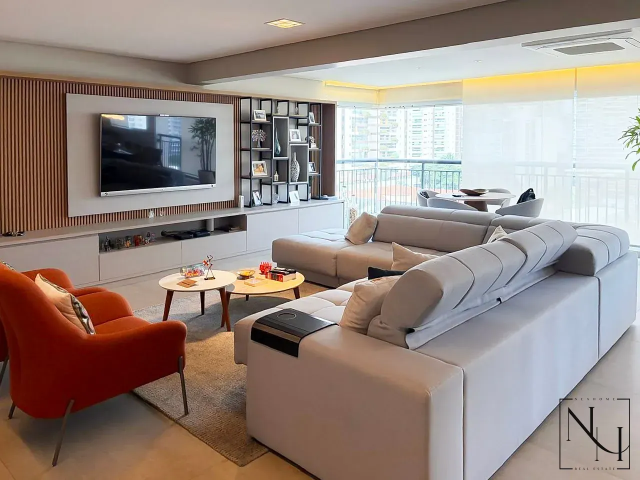 Apartamento, 3 quartos, 213 m² - Foto 1