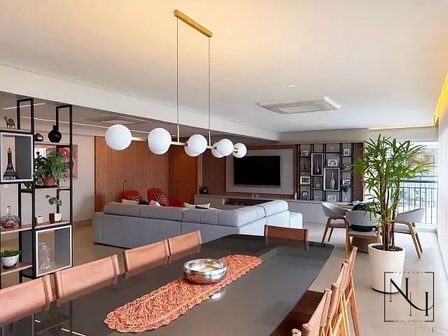 Apartamento com 213m² 3 quartos e 5 banheiros, para alugar, no bairro Brooklin em São Paulo