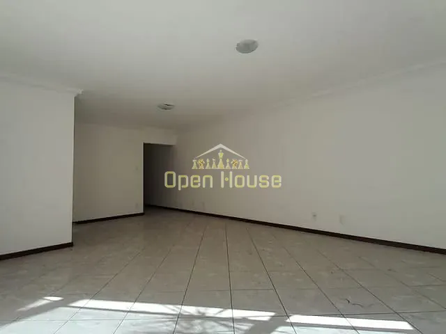 Apartamento 3 quartos e 2 banheiros, à venda, no bairro Ano Bom em Barra Mansa