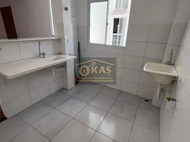 Apartamento 2 quartos e 1 banheiro, à venda, no bairro Jardim Europa em Suzano