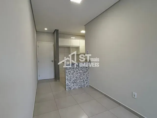 Apartamento com 40m² 1 quarto e 1 banheiro, para alugar, no bairro Centro em Andradas