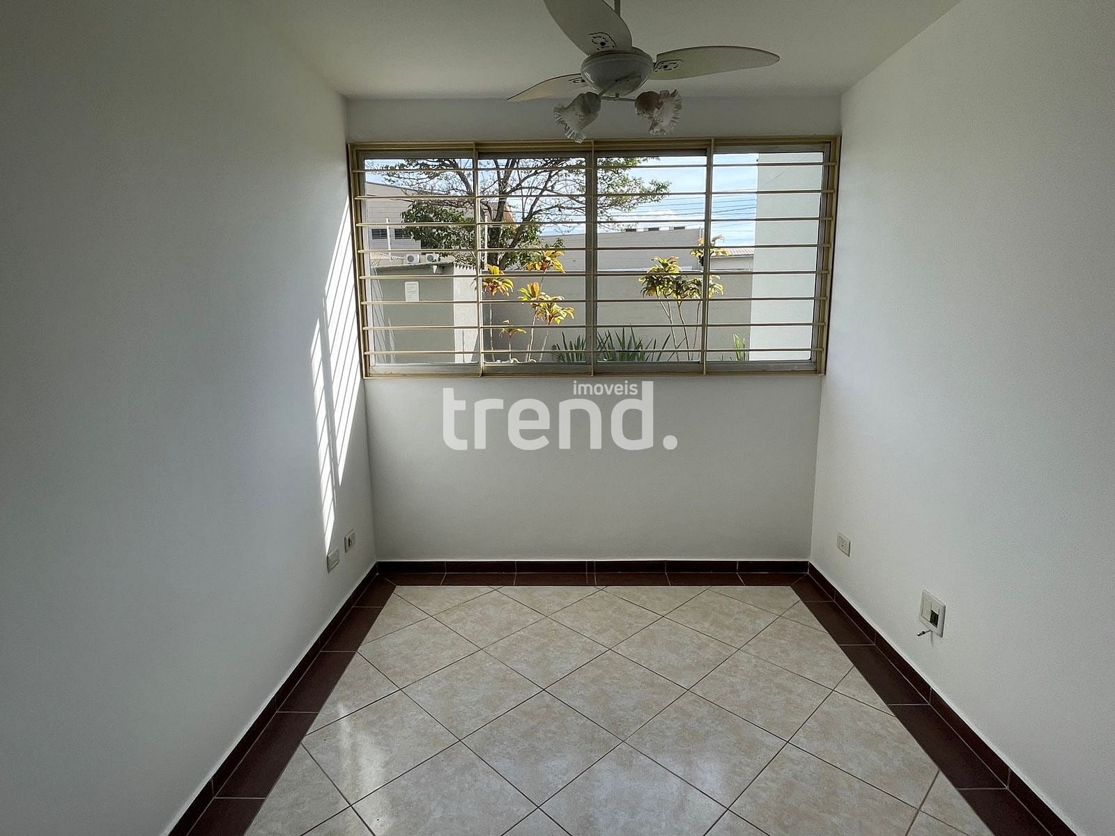 Apartamento à venda com 3 quartos, 91m² - Foto 4