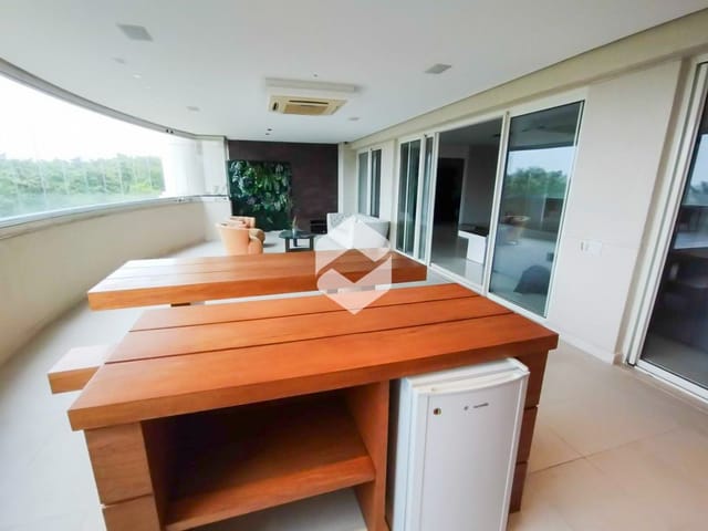 Apartamento com 554m² 5 quartos e 5 banheiros, à venda ou para alugar, no bairro Barra da Tijuca em Rio de Janeiro