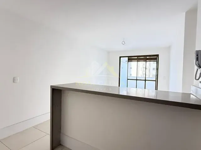 Apartamento 1 quarto e 1 banheiro, à venda, no bairro Granbery em Juiz de Fora