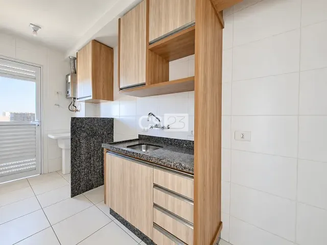 Apartamento com 110m² 3 quartos e 2 banheiros, para alugar, no bairro Vila Siam em Londrina