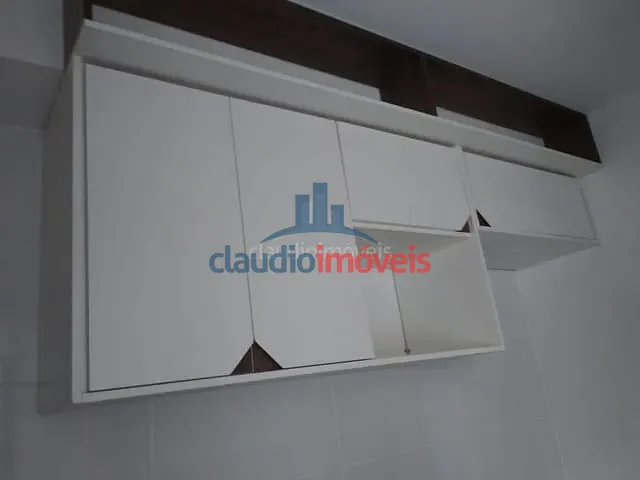 Apartamento 2 quartos e 1 banheiro, à venda ou para alugar, no bairro Três Poços em Volta Redonda