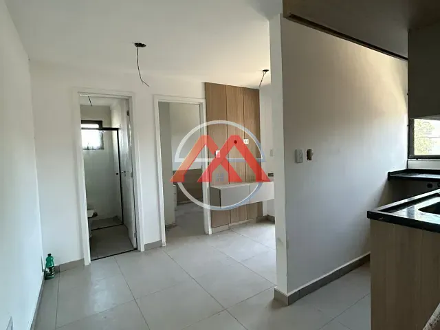 Apartamento 1 quarto e 1 banheiro, à venda, no bairro Vila Tolstoi em São Paulo