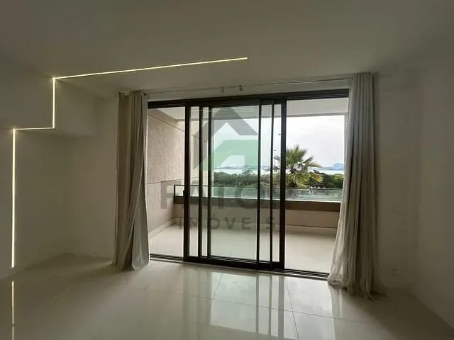 Apartamento com 182m² 3 quartos e 5 banheiros, à venda, no bairro Flamengo em Rio de Janeiro