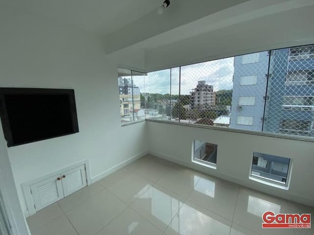 Apartamento 3 quartos e 3 banheiros, para alugar, no bairro Centro em Nova Prata