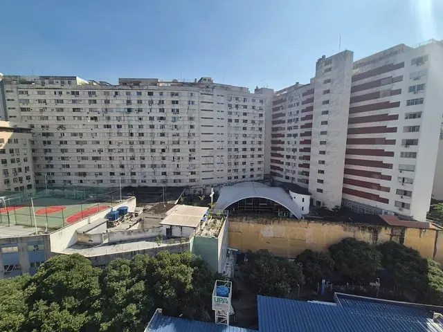 Kitnet com 34m² 1 quarto e 1 banheiro, à venda, no bairro Copacabana em Rio de Janeiro