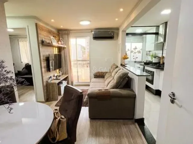 Apartamento com 52m² 2 quartos e 2 banheiros, à venda, no bairro Cristo Rei em Curitiba