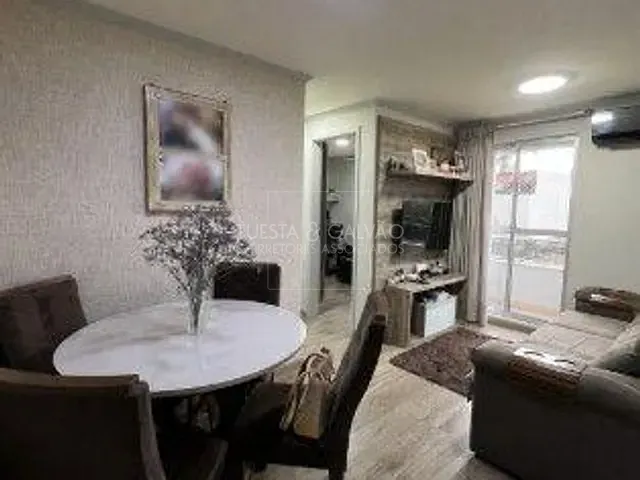 Apartamento com 52m² 2 quartos e 2 banheiros, à venda, no bairro Cristo Rei em Curitiba