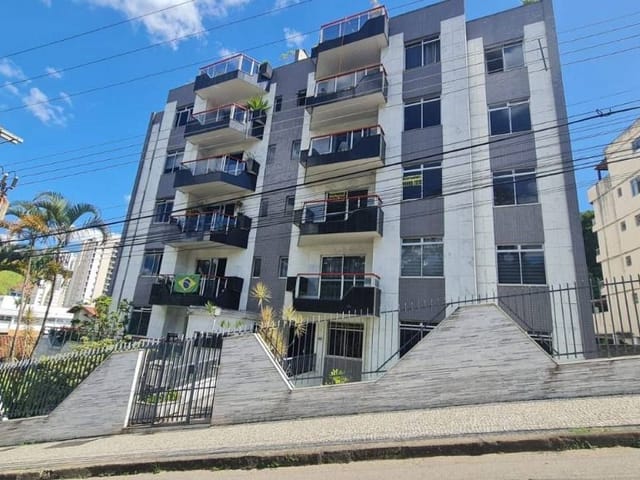 Apartamento 3 quartos e 1 banheiro, à venda, no bairro São Mateus em Juiz de Fora