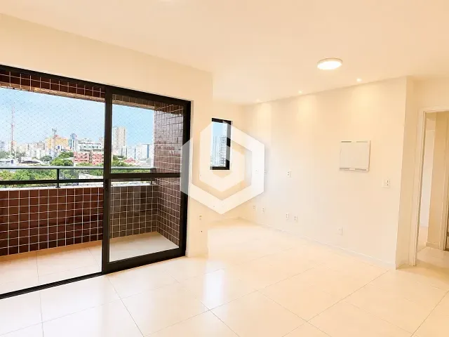 Apartamento 2 quartos e 2 banheiros, para alugar, no bairro Boa Vista em Recife