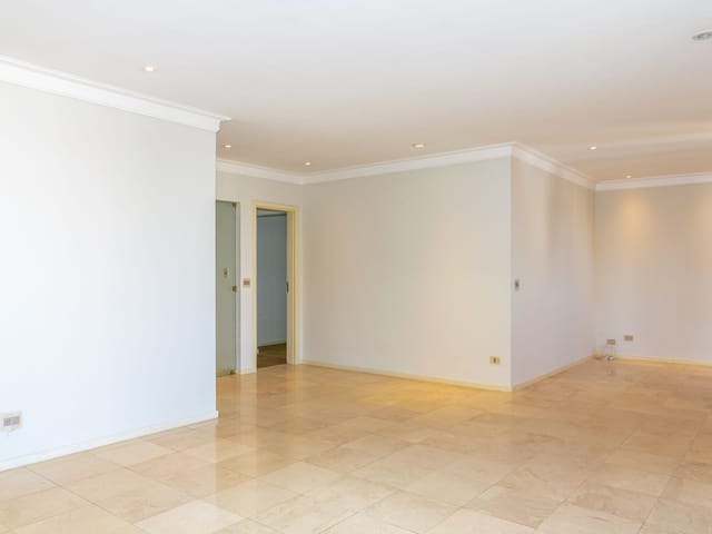 Apartamento com 287m² 3 quartos e 5 banheiros, à venda, no bairro Centro em Londrina