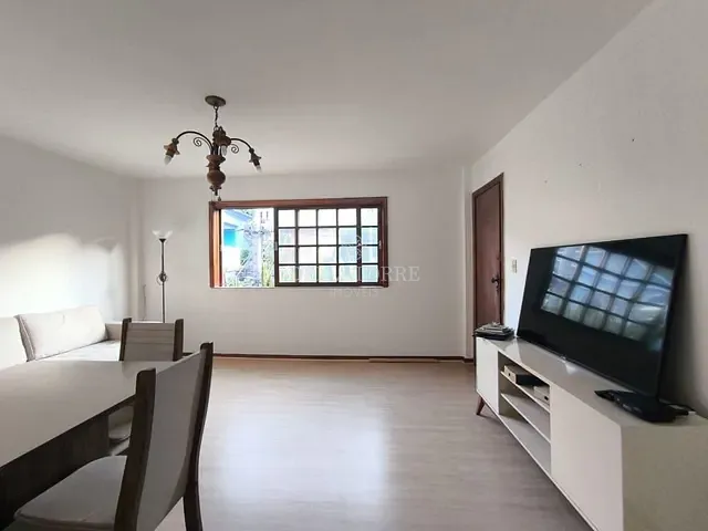 Apartamento 1 quarto e 1 banheiro, à venda, no bairro Agriões em Teresópolis