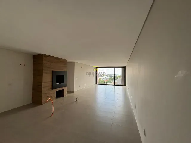 Apartamento com 205m² 3 quartos e 2 banheiros, à venda, no bairro Batel em Guarapuava