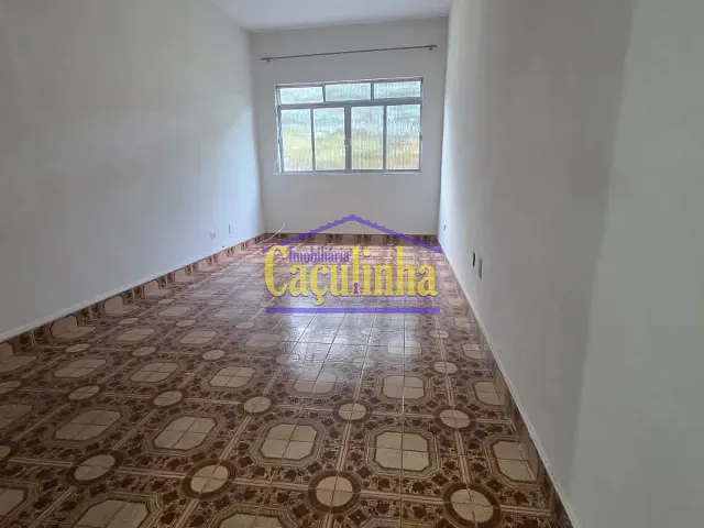 Apartamento com 180m² 2 quartos e 1 banheiro, para alugar, no bairro Centro em Barra do Piraí