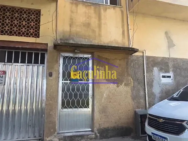 Apartamento com 180m² 2 quartos e 1 banheiro, para alugar, no bairro Centro em Barra do Piraí