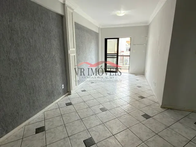 Apartamento 3 quartos e 2 banheiros, para alugar, no bairro Jardim Amália em Volta Redonda
