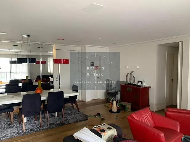 Apartamento com 150m² 3 quartos e 5 banheiros, à venda, no bairro Vila Andrade em São Paulo