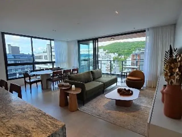 Apartamento 4 quartos e 5 banheiros, à venda, no bairro Jurerê em Florianópolis