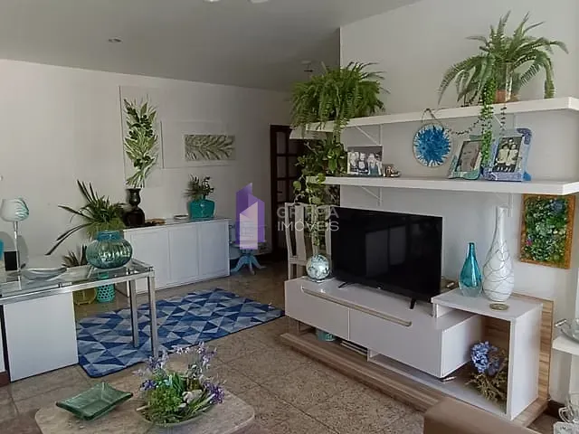 Apartamento com 224m² 3 quartos e 2 banheiros, à venda, no bairro Icaraí em Niterói