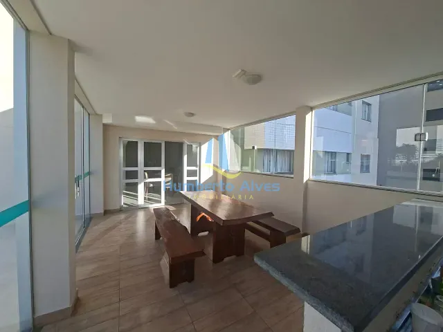 Apartamento 2 quartos e 2 banheiros, à venda ou para alugar, no bairro Candeias em Vitória da Conquista