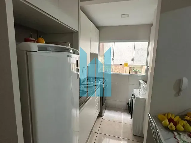 Apartamento 2 quartos e 1 banheiro, à venda, no bairro Residencial Summer Ville em Poços de Caldas