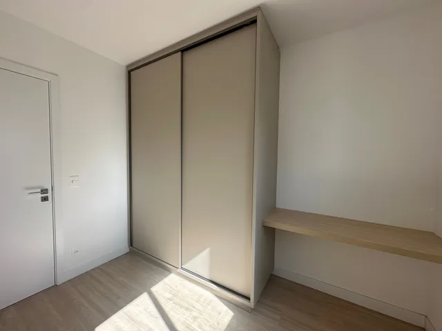 Apartamento com 182m² 3 quartos e 2 banheiros, para alugar, no bairro Guanabara em Londrina