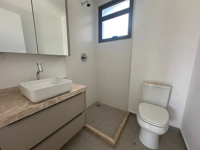 Apartamento com 182m² 3 quartos e 2 banheiros, para alugar, no bairro Guanabara em Londrina