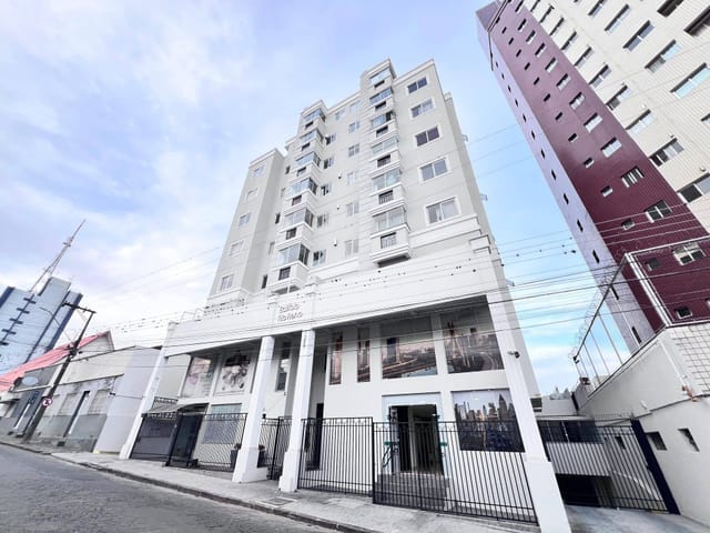 Locação - Apartamento Mobiliado, 1 quarto, 1 vaga, Cozinha Planejada, Sacada com churrasqueira, 50m² - Centro, Ponta Grossa.